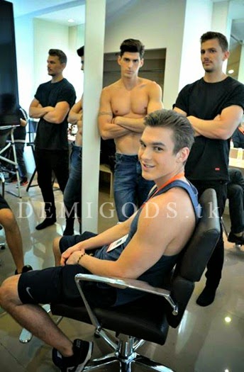 Bench The Naked Truth backstage (13)1