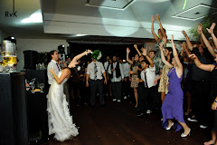 Fotos do evento Joana e Mauro. Foto numero 79 de Rogerio von Kruger, fotografo no Rio de Janeiro (RJ), que faz fotos de casamento, fotos de musica, fotos de shows e fotos de eventos. Rogerio von Kruger faz fotos digitais de casamento no Rio de Janeiro, RJ. fotos de casamento foto digital rio janeiro rj festa noiva noivas festas album casamentos digitais retrato fotografia e filmagem