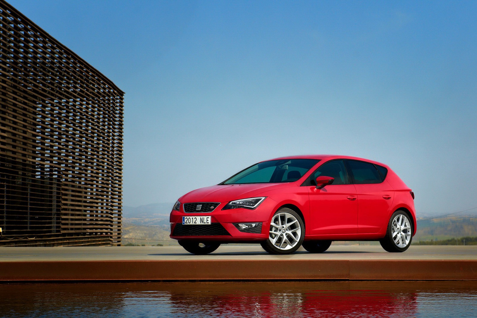 [SEAT-Leon-2013-33%255B2%255D.jpg]