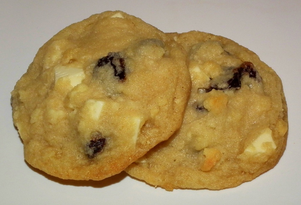 [Cherries-and-White-Chocolate-Cookies.jpg]