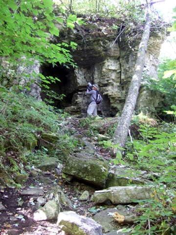 [Rock%2520Island%2520cave%255B2%255D.jpg]