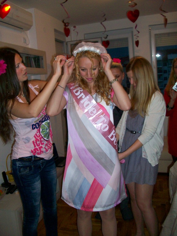 [101_02979.jpg]