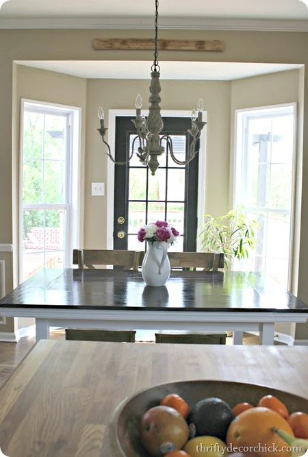 bay window kitchen