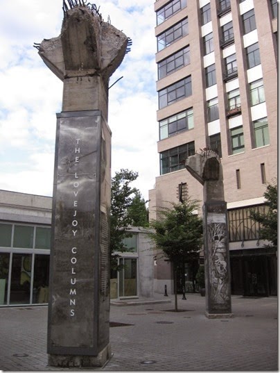 IMG_8614 Lovejoy Columns in Portland, Oregon on August 19, 2007