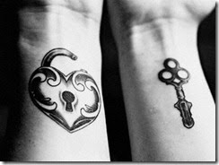 Tatuajes, tatuaje para parejas, tatuaje para novios, tatuajes para casados, tatuajes frikis, tatuajes geek