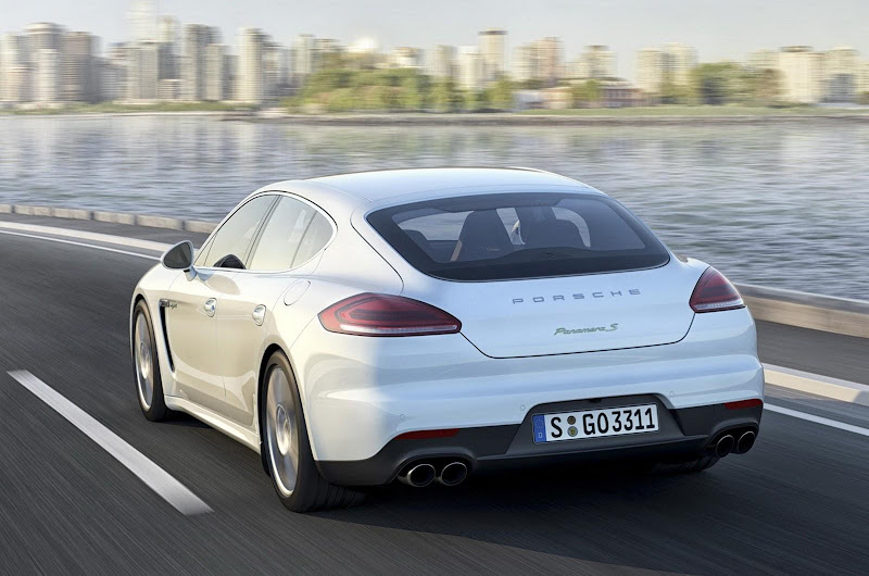 新節能跑旅 14 Porsche Panamera S E Hybrid 亮眼登場 G7 車庫柒號 新節能跑旅 14 Porsche Panamera S E Hybrid 亮眼登場 G7 車庫柒號