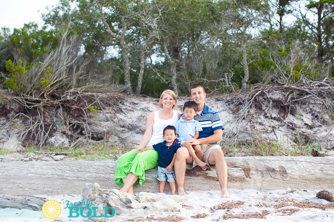 [Family%2520Beach%2520Portraits%2520by%2520Freshly%2520Bold-0008%255B4%255D.jpg]