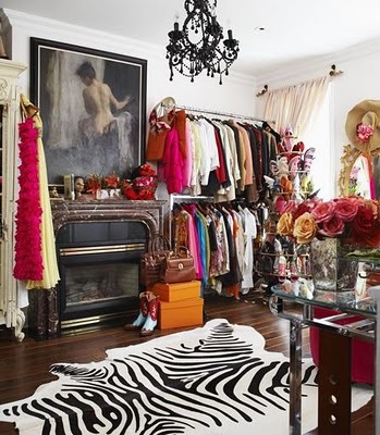 [Sept08_GlamDressRm%255B3%255D.jpg]