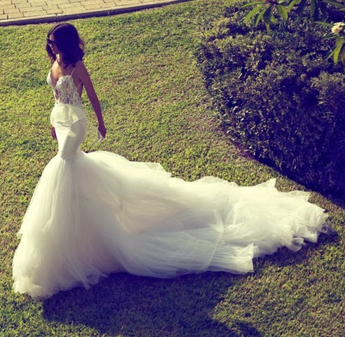 [Zahavit-Tshuba-Wedding-Gowns-10%255B3%255D.jpg]