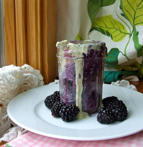 [berrycake4.jpg]