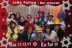 Fotos do evento João Felipe - 17.12.11. Foto numero 11 da Social Click Fotografia Digital, do Rio de Janeiro, RJ, que faz fotos divertidas, fotos malucas, fotos com fantasias, fotos na hora, fotografia maluca, fotografia divertida com molduras personalizadas. fotos divertidas malucas foto maluca animadas animado rj rio de janeiro divertida fantasia animada fotografia digital fotografo estudio fotografias