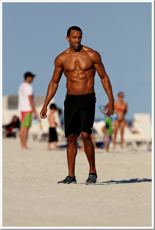 Craig David a Miami - 2012 i migliori propositi Sexy bikini e relax - feste da vip in spiaggia