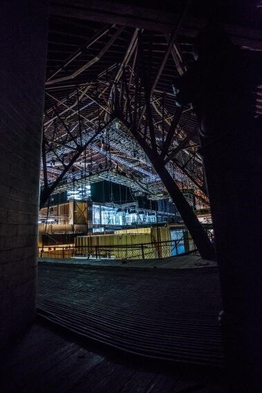 The Amazing Spider-Man 2 Set Photos with the Armory and Oscorp Security 02