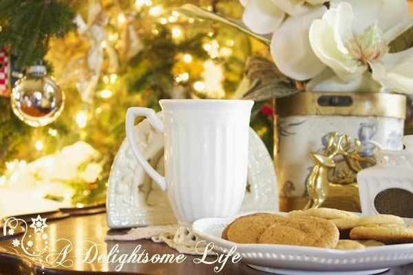 Christmas-Tea-White-Teacup-with-Ginger-Cookies