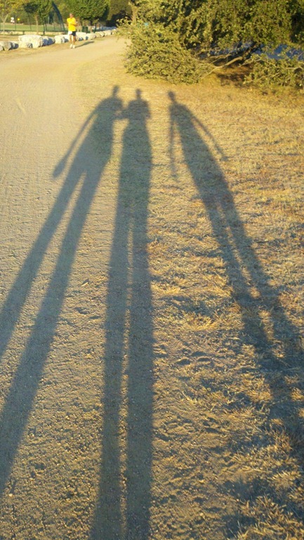 [18-miles-shadows3.jpg]