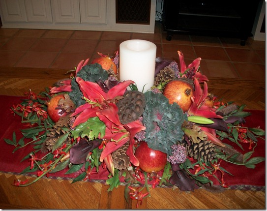 Fall decorations early 014