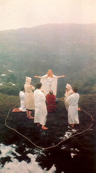 Winter Ritual Group, Maxine Sanders