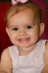 Album (digital) de fotos de Carlota 4 anos e Lorena 1 aninho de RMD Producoes, do Rio de Janeiro, RJ, que faz fotos de criancas, fotos de aniversarios, albuns de fotos, fotos para capas, videos infantis, videos de aniversario e videos de 15 anos. 
