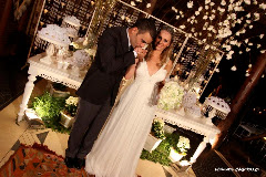Álbum de fotos de Camila e Sandro do fotógrafo de casamento Miguel Castello, de Brasília, DF, que faz fotos de casamento (fotografia de casamento), fotos de 15 anos (fotografia de 15 anos), fotos de modelos (ensaios para books fotográficos), fotos de grávidas (fotografia de gestantes), fotos de debutantes, fotojornalismo de casamento, fotojornalismo social e fotografia de moda em estúdio. Album (digital) de fotos de Camila e Sandro do fotografo de casamento Miguel Castello, de Brasilia, DF, que faz fotos de casamento (fotografia de casamento), fotos de 15 anos (fotografia de 15 anos), fotos de modelos (ensaios para books fotograficos), fotos de gravidas (fotografia de gestantes), fotos de debutantes, fotojornalismo de casamento, fotojornalismo social e fotografia de moda em estudio.