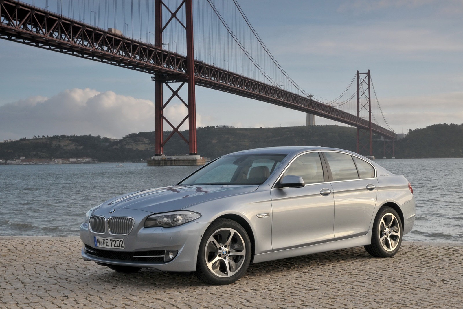 [BMW-ActiveHybrid-72%255B4%255D.jpg]