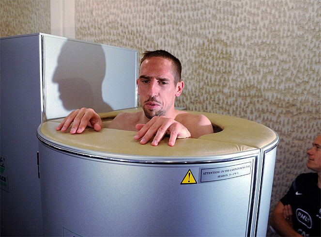 [ribery%2520sauna%255B2%255D.jpg]