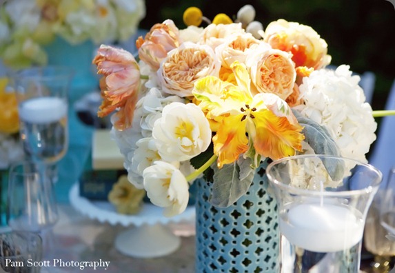 blue-peach-vintage-wedding- aileen tran