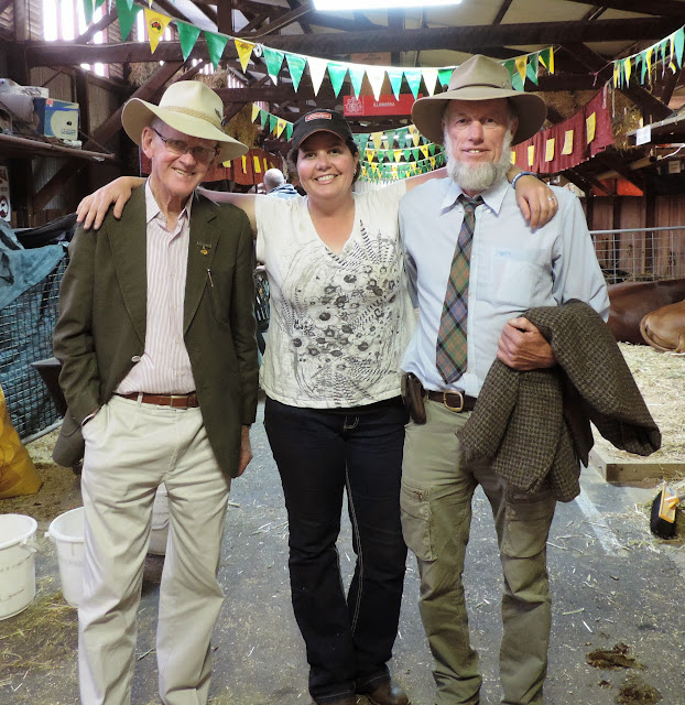 A warm welcome for Tom Walsh & Geoff Cochrane.jpg