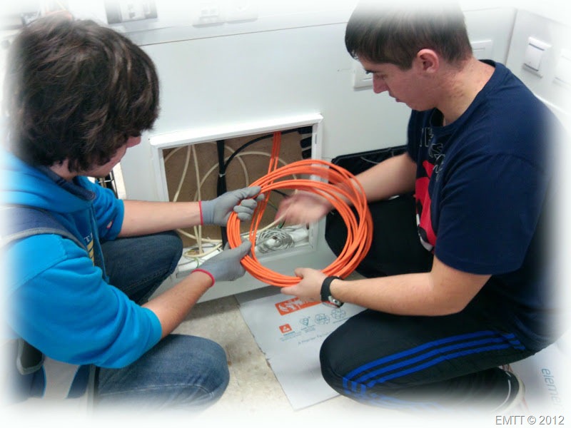 [Preparando%2520coca%2520de%2520reserva%2520en%2520RS%255B6%255D.jpg]