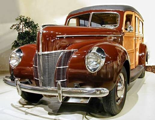 [1940-Ford-woodie3.jpg]