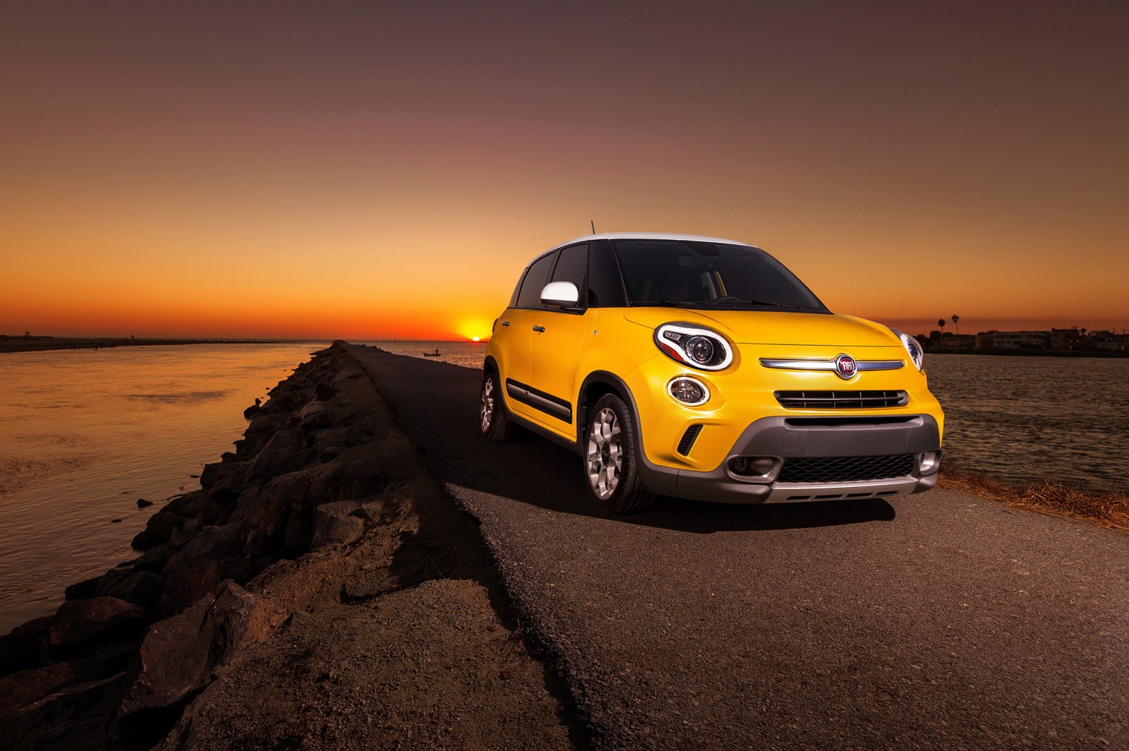 [Fiat-500L-US-11%255B3%255D.jpg]