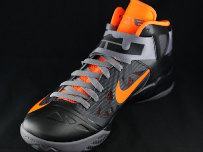 nike zoom soldier 6 gr black grey orange 2 04 New Nike Zoom LeBron Soldier VI   Black/Orange   Available