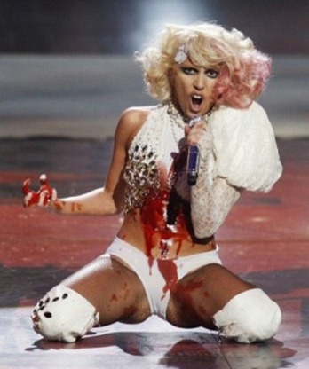 lady-gaga-mtv-vmas-2009-500x6001-e1299876405952 lady-gaga-mtv-vmas-2009-500x6001-e1299876405952