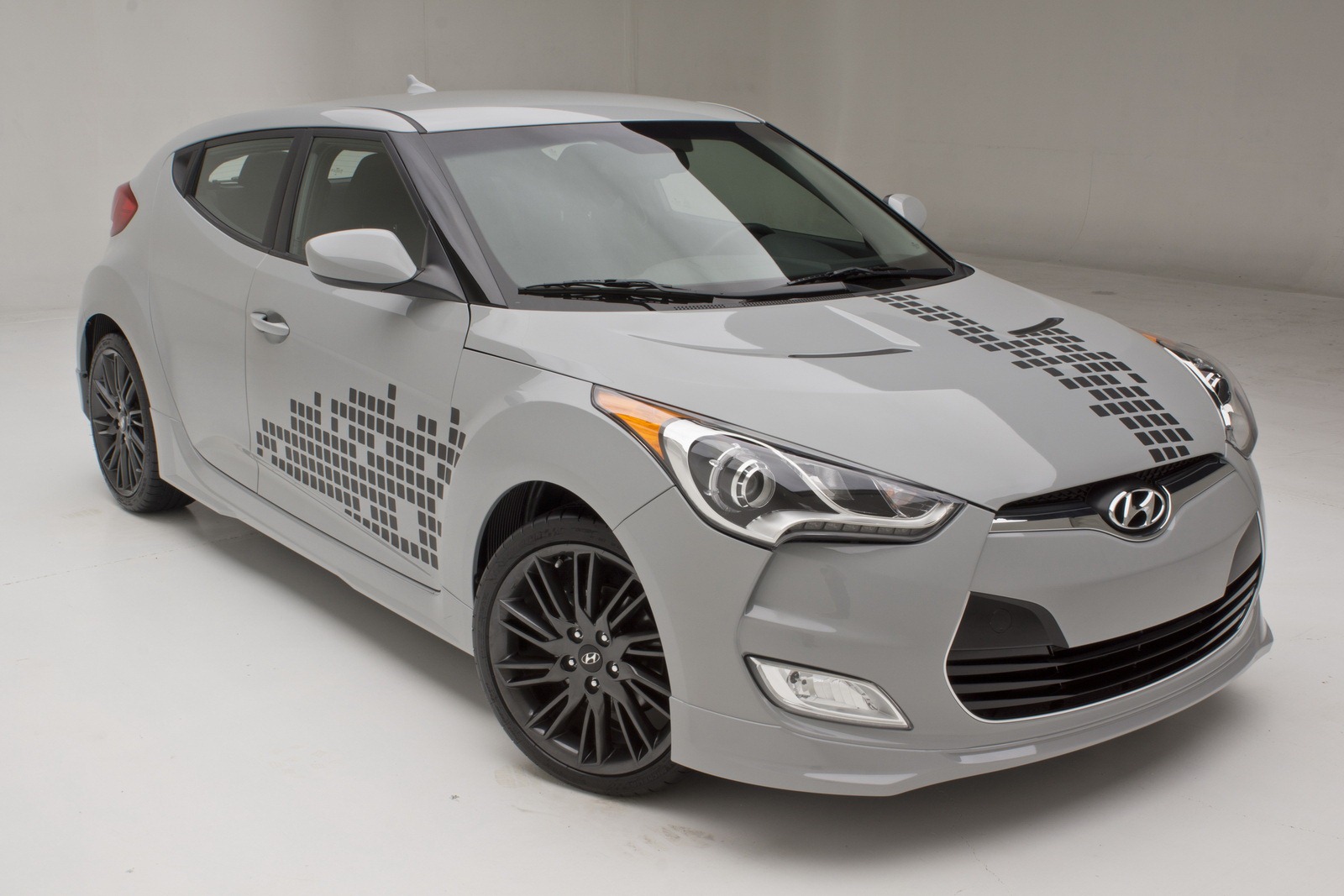 [Hyundai-Veloster-RE-MIX-8%255B3%255D.jpg]