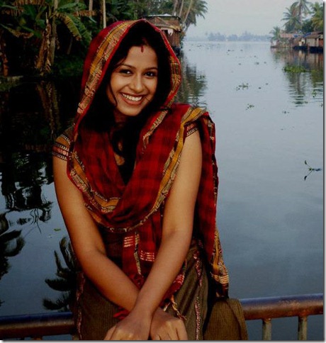 actress_sadhika_venugopal_beautiful_photo