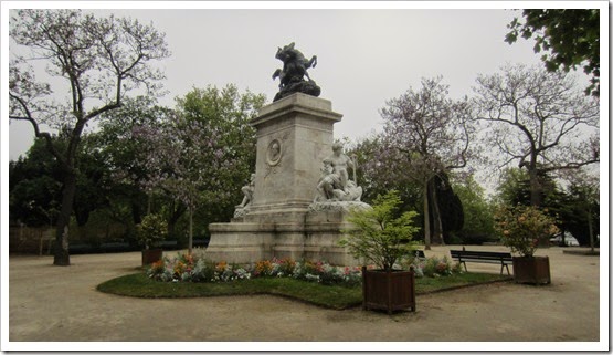 Square Barye 2 - Le Monument à Barye