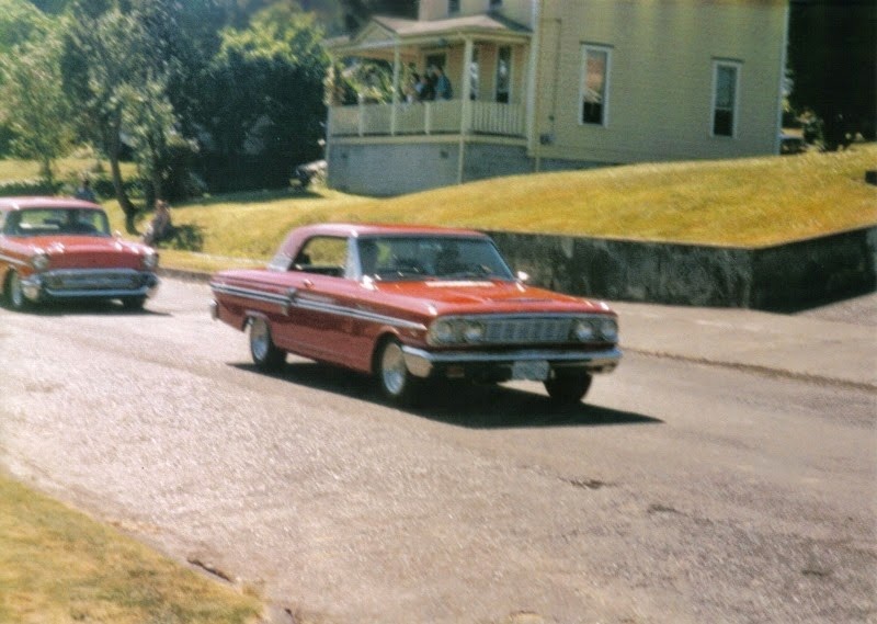 [17-1964-Ford-Fairlane-Hardtop-Coupe-%255B1%255D.jpg]