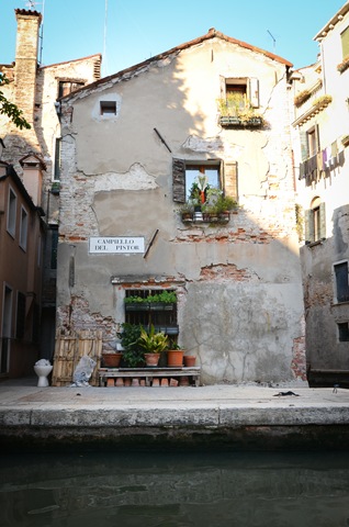 [Gondola%2520house%255B3%255D.jpg]