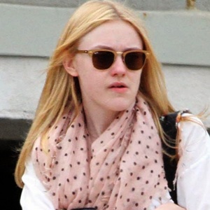 Hannah+dakota+fanning+twilight