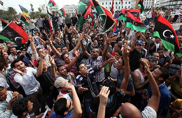 [Libyans%2520celebrate%2520Gaddafi%2520Death%255B2%255D.jpg]