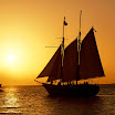 sunsets-boats (19).jpg