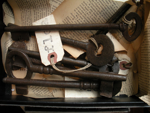 Antique keys are a good reminder that every vintage item has a whole story.