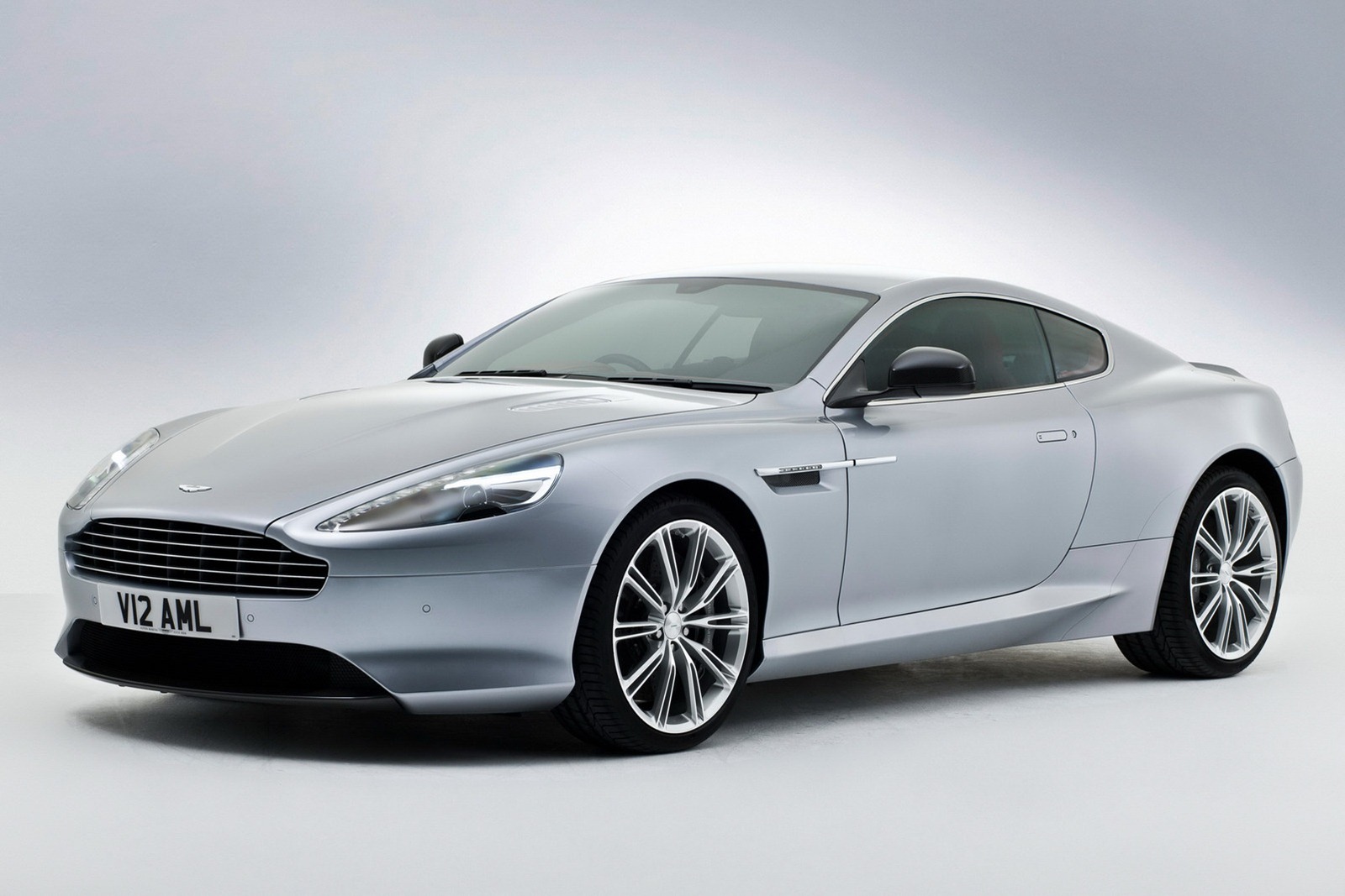 [2013-Aston-Martin-DB9-7%255B5%255D.jpg]