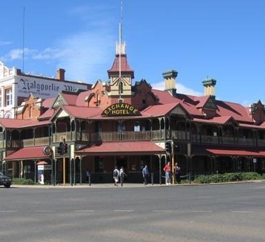 [exchange%2520hotel%2520kalgoorlie%2520boulder%2520paddys%2520bar%2520skimpy%255B3%255D.jpg]