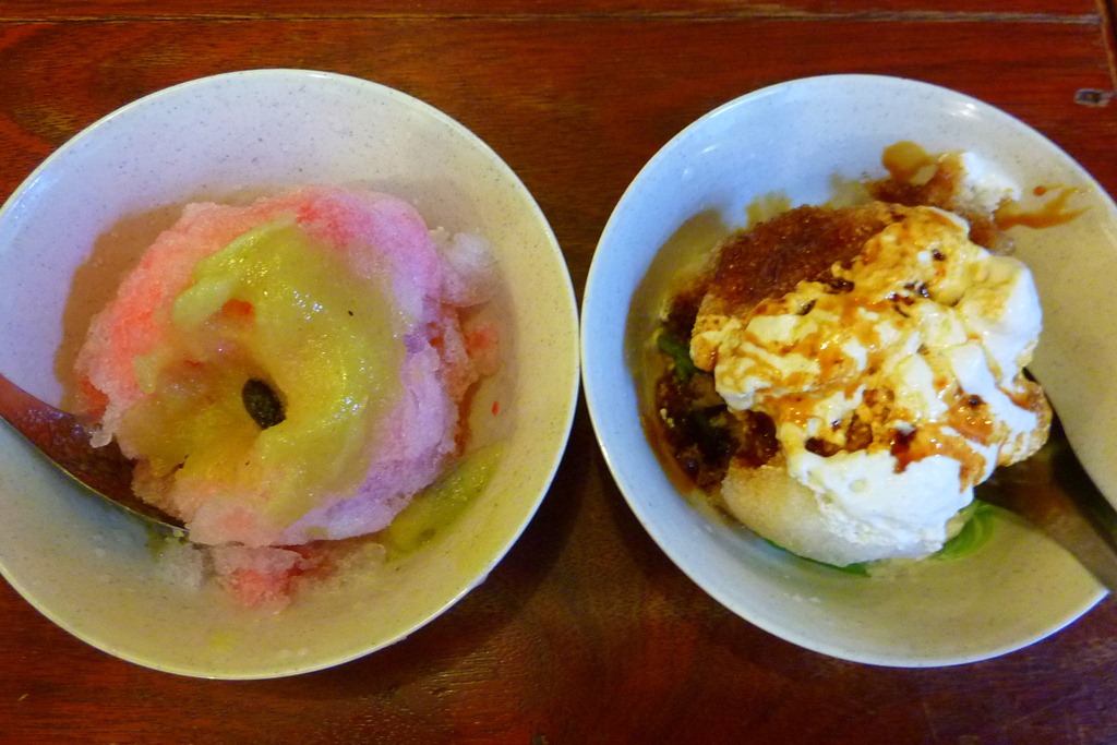 [P11000075.jpg]