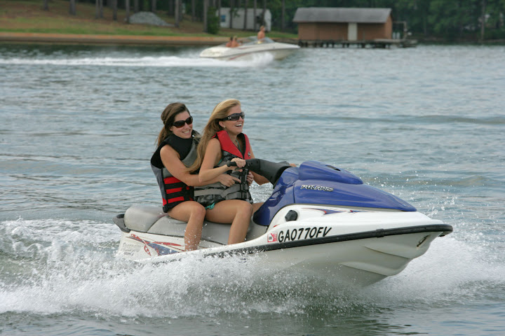 LAkeSinclair.jetski.jpg