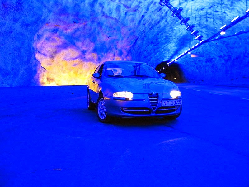 Laerdal (Norway): Đường hầm dài nhất thế giới Laerdal-tunnel-82