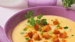 feine-kartoffelsuppe-mit-croutons