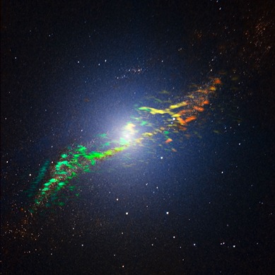 galáxia Centaurus A vista pelo ALMA