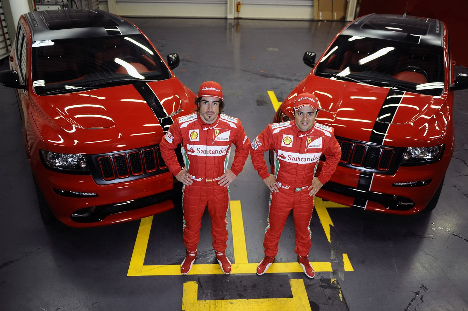 [Carscoop-Ferrari-Style-Jeep-Grand-Cherokee-19%255B2%255D.jpg]