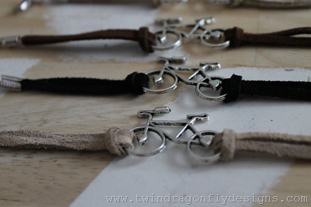 Bike Bracelet Tutorial (10) Bike Bracelet Tutorial (10)